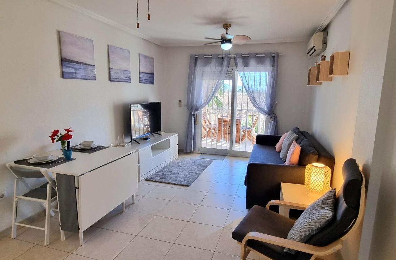 Lovely 2 Bed, 2 Bath Apt With 2 Large Pools Apartment Los Alcazares Exterior photo